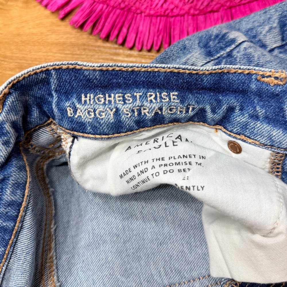 American Eagle Outfitters Ripped Light Blue Boyfriend Jeans - Picture 3 of 9
